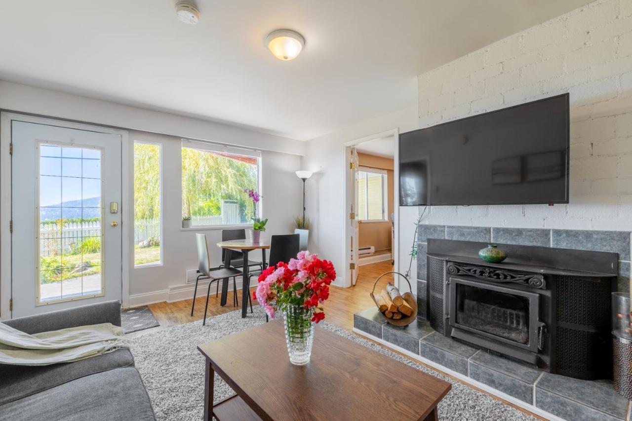 Two Bedroom With Amazing Ocean View North Vancouver Exterior photo
